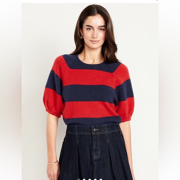 Old Navy Sweaters - Old Navy SoSoft Cropped Puff-Sleeve Sweater size SM striped red blue